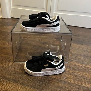 Puma Kids Suede XL Sneakers Size 7C Color Black And White